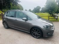 VOLKSWAGEN GOLF SV
